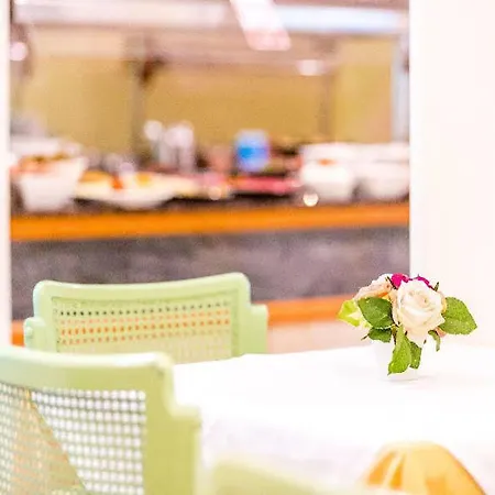 Hotel Playas De