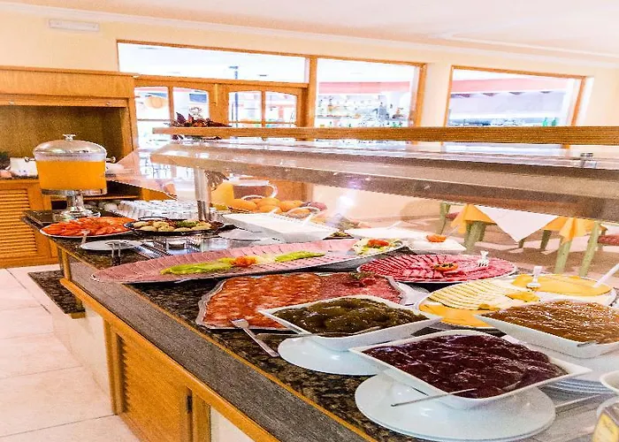 奥里韦拉普帕格拉酒店 3* 帕格拉