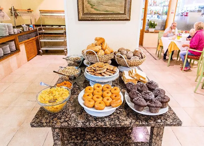 奥里韦拉普帕格拉酒店