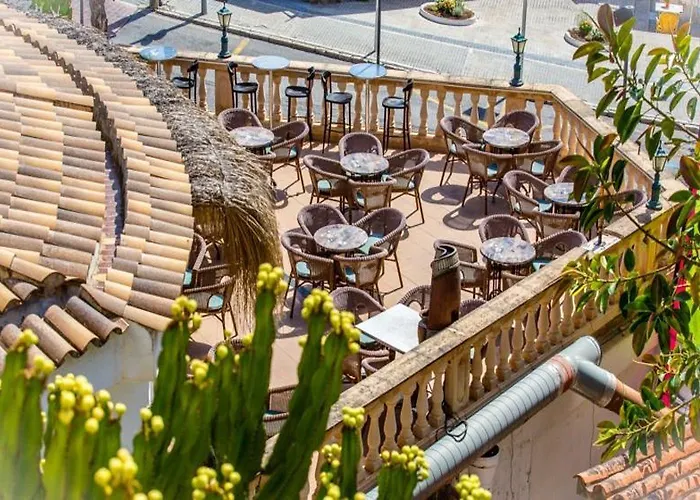 奥里韦拉普帕格拉酒店 3*