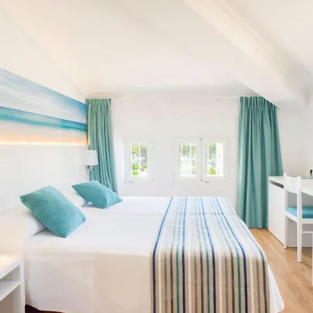 Playas De מלון 3*