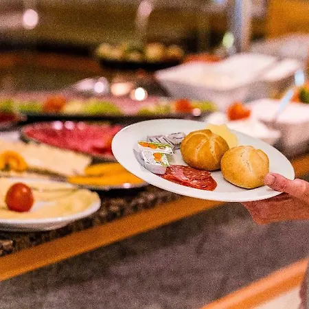 Playas De מלון 3*